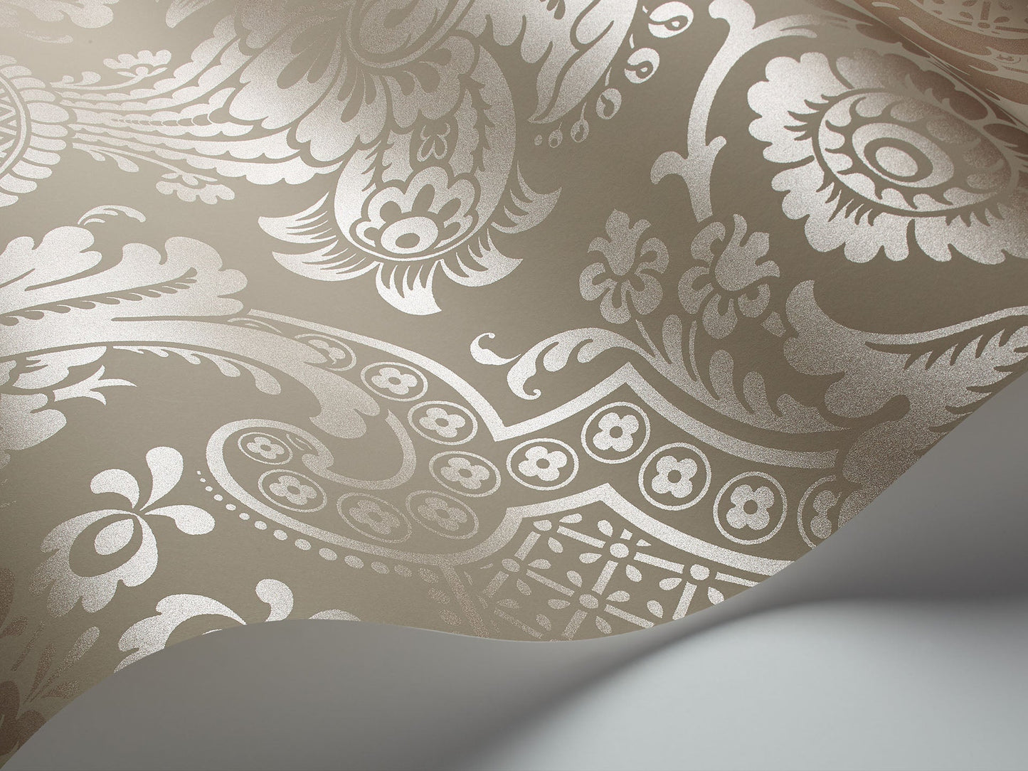 Cole & Son Carmen - interior