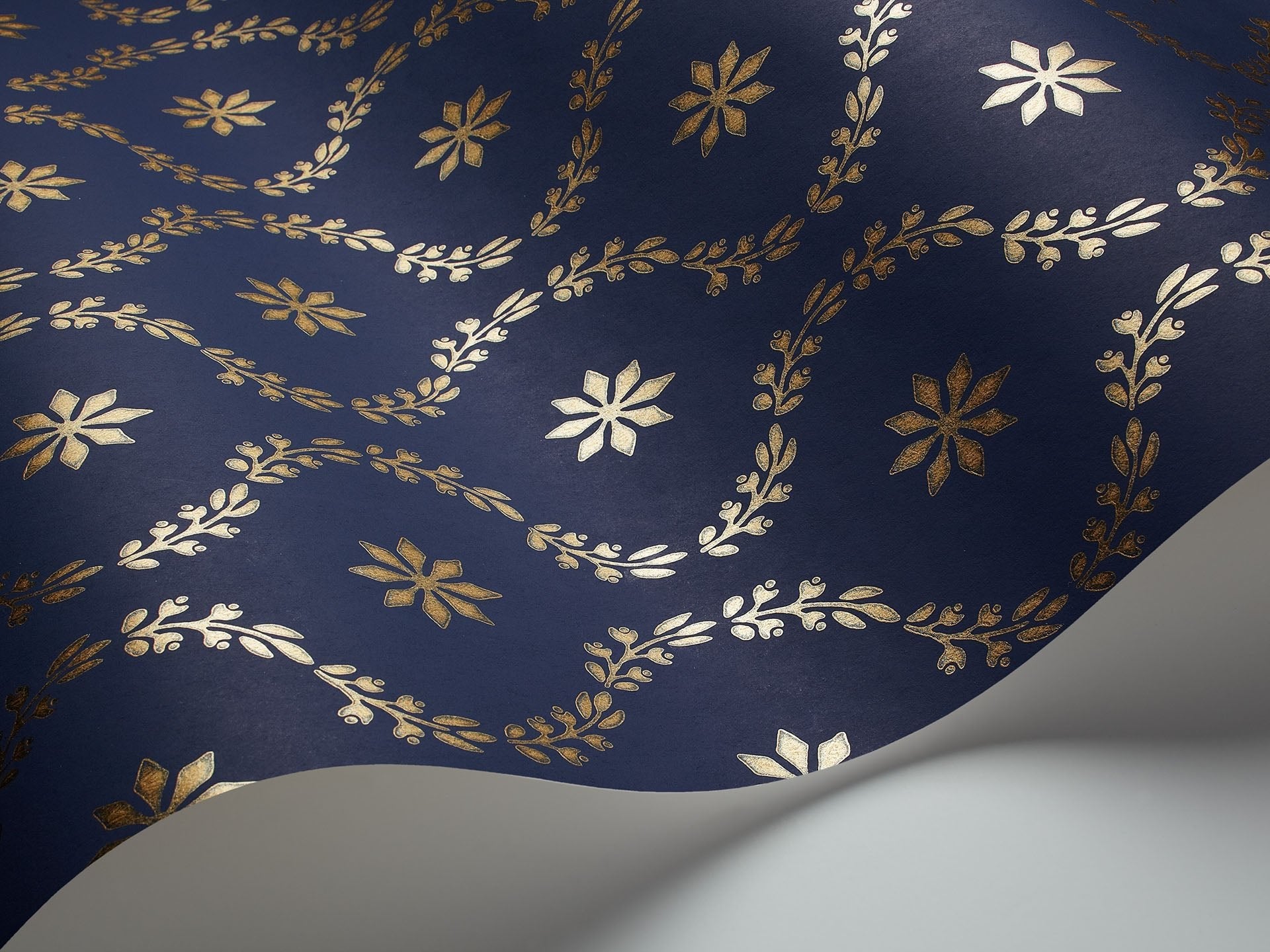 Cole & Son Clandon - interior
