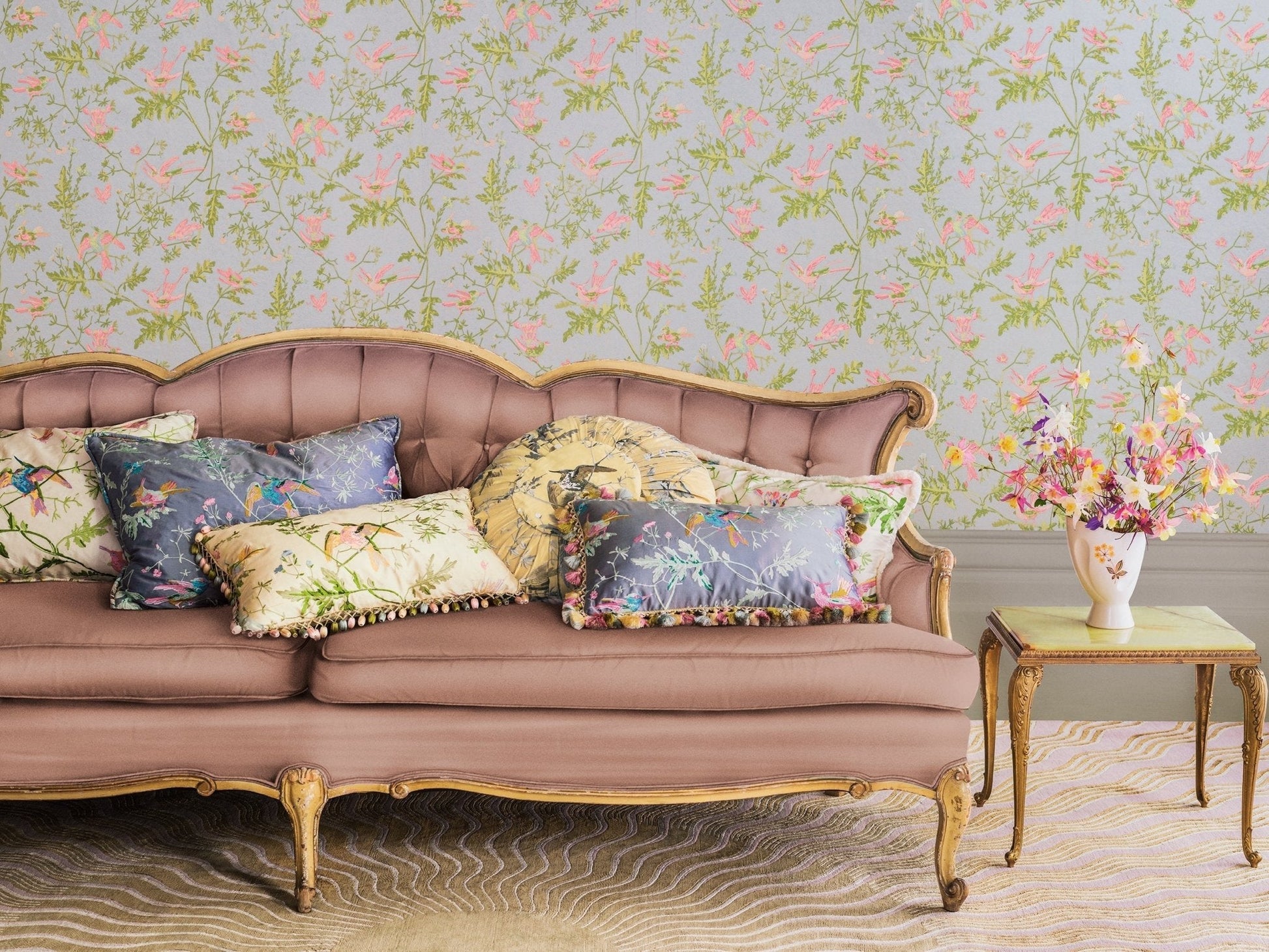 Cole & Son Hummingbirds - interior