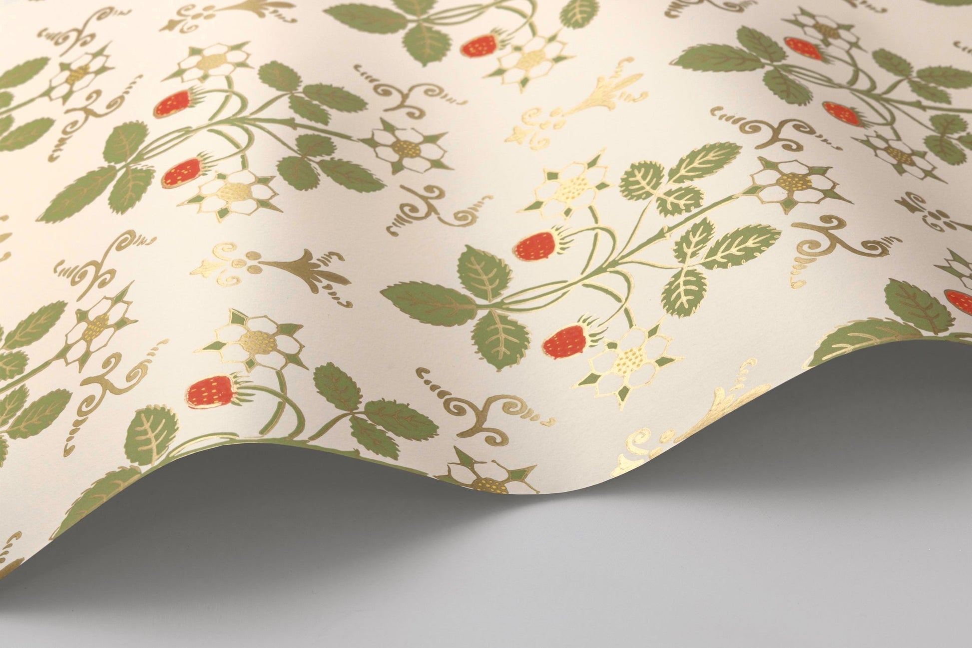 Cole & Son Strawberry - interior