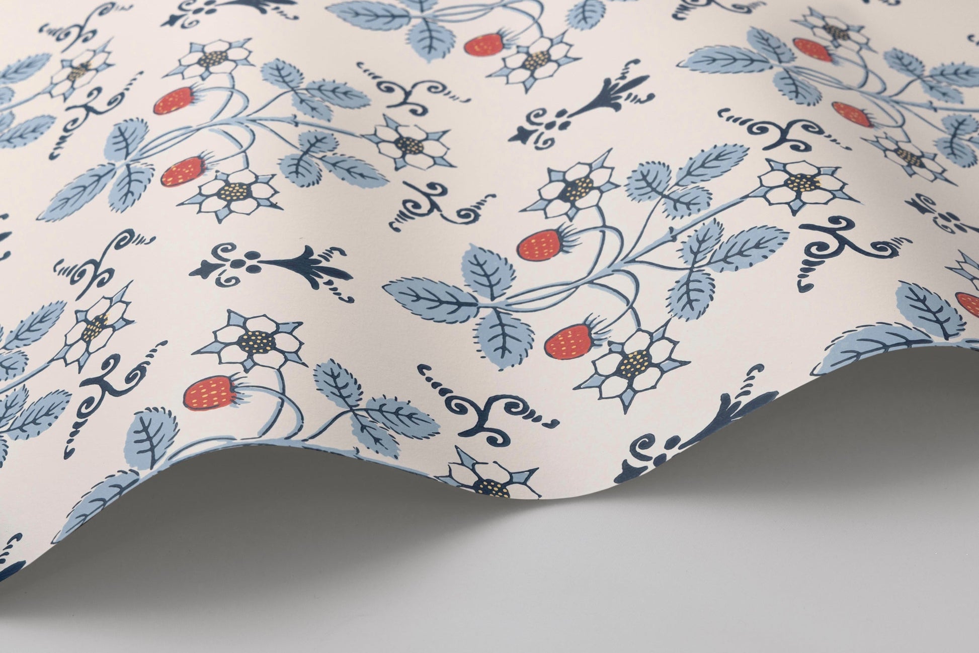 Cole & Son Strawberry - interior