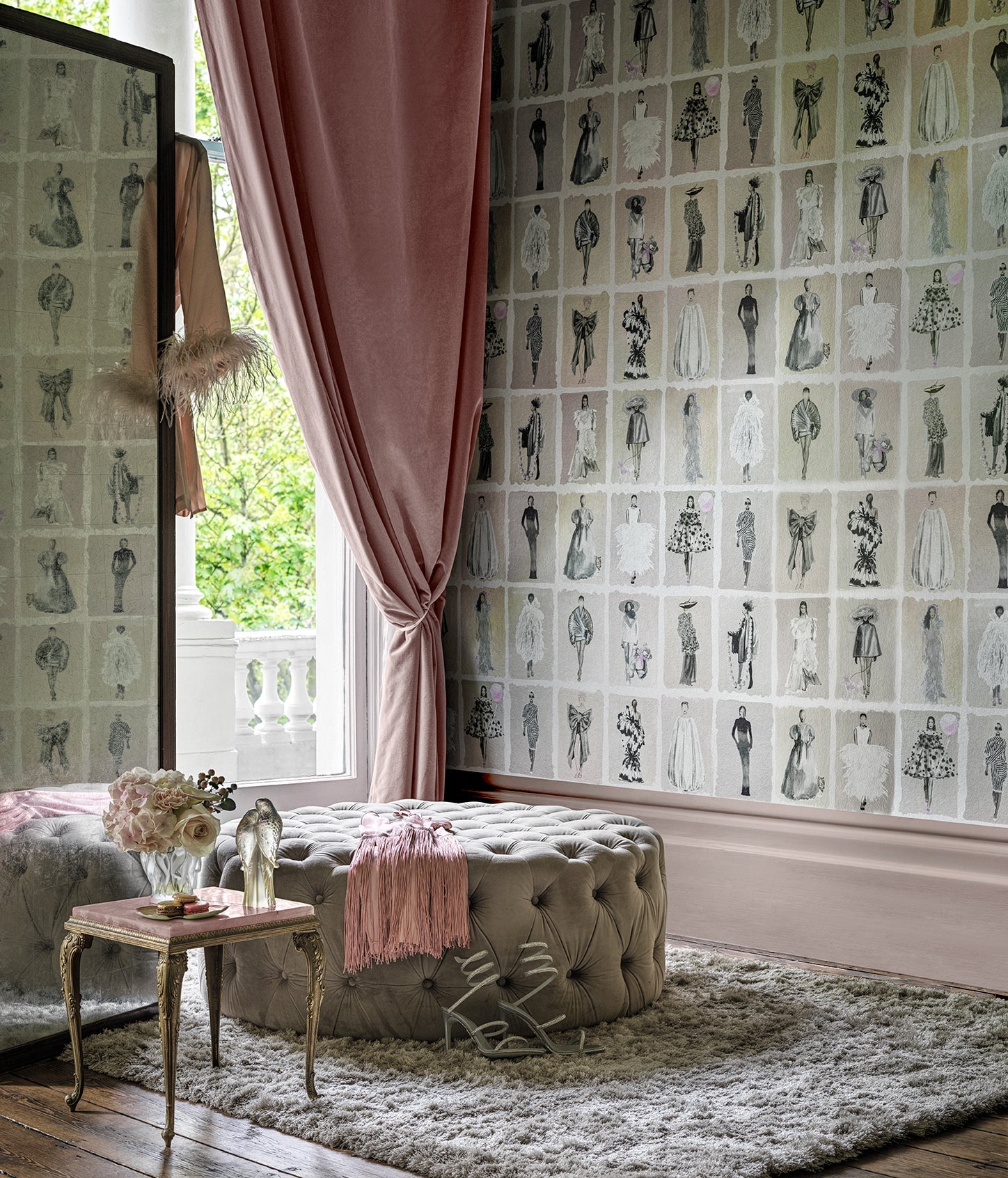 Cole & Son Couture Carousel - interior