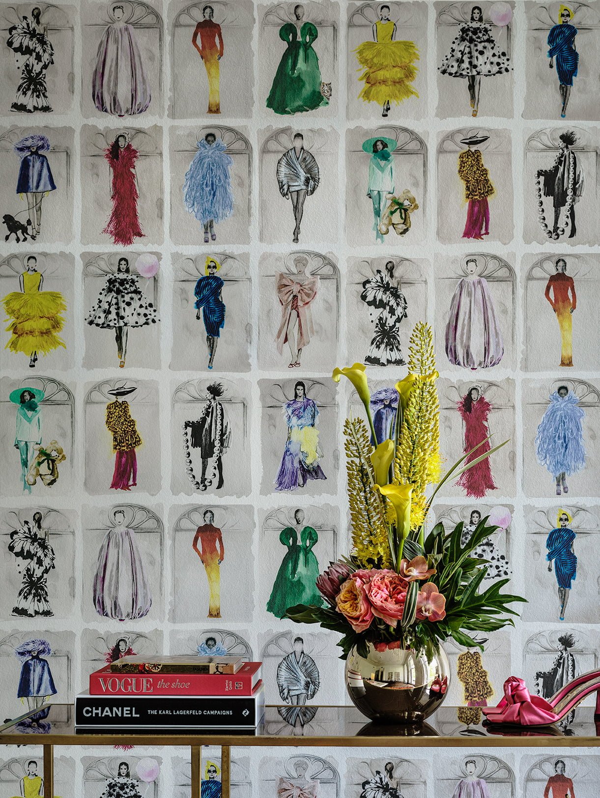 Cole & Son Couture Carousel with Windows - interior