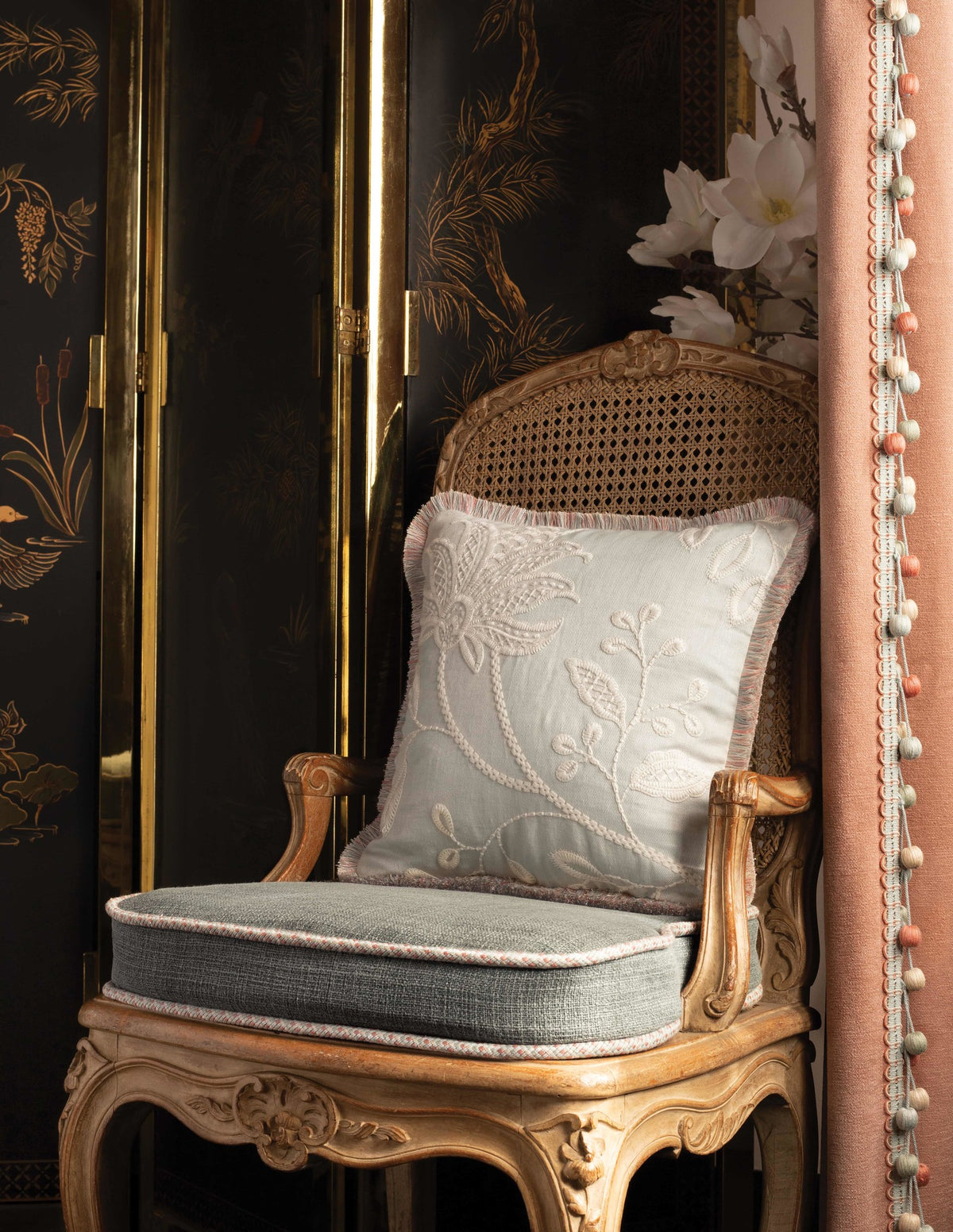 Samuel and Sons Veranda Linen Beaded Fringe — scenography