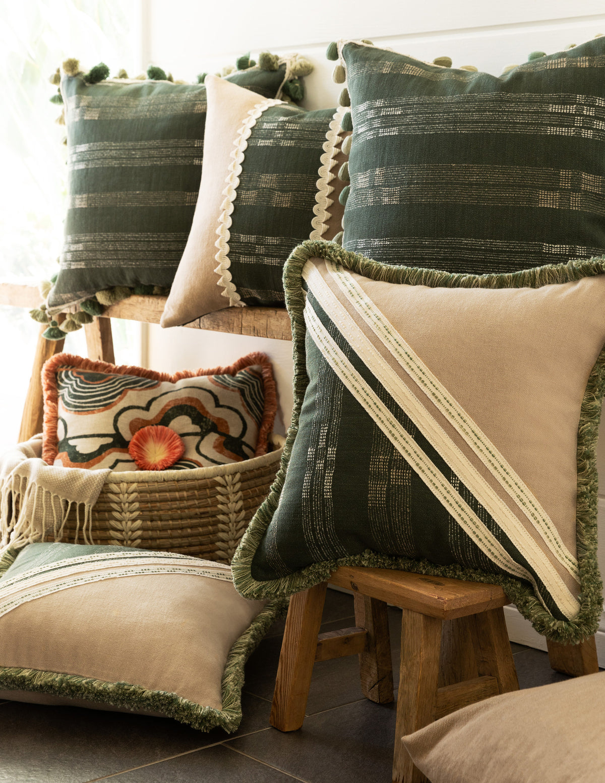 Samuel and Sons Cavallo Beaded Fringe — scenography