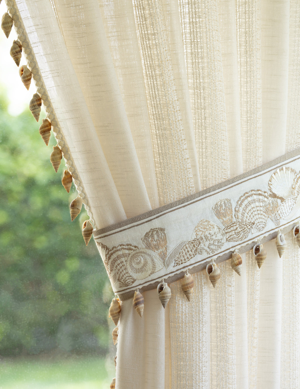 Samuel and Sons Corsica Shell Fringe — scenography