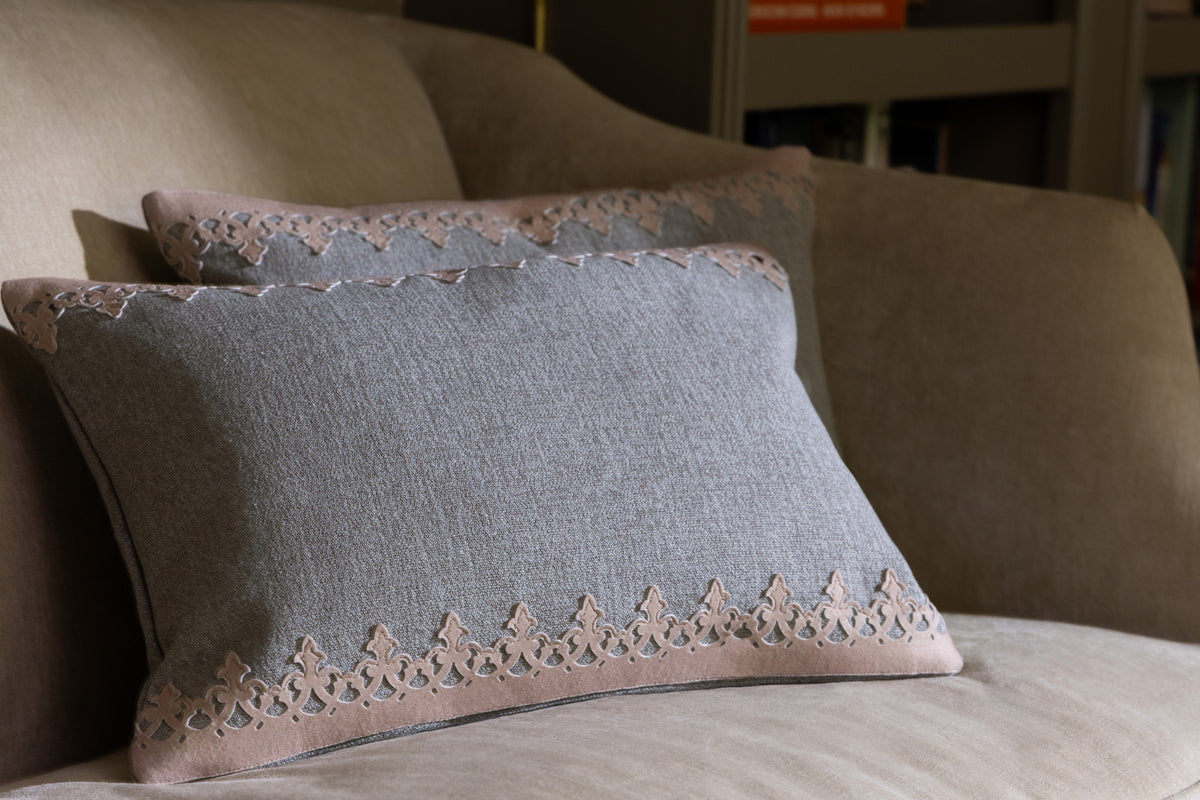 Samuel and Sons Finlay Scalloped Border — scenography