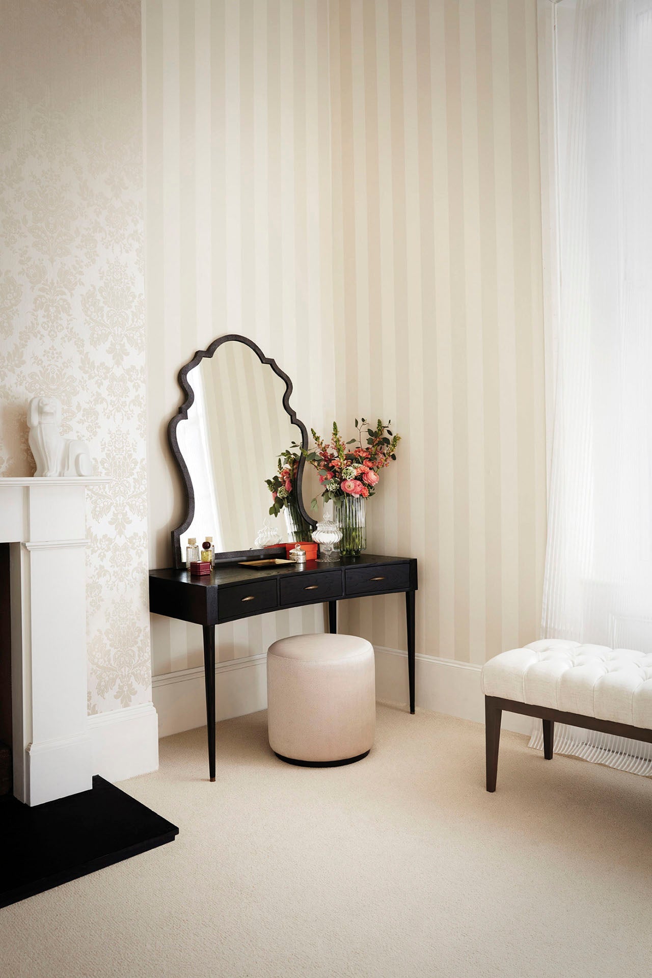 Cole & Son Glastonbury Stripe - interior