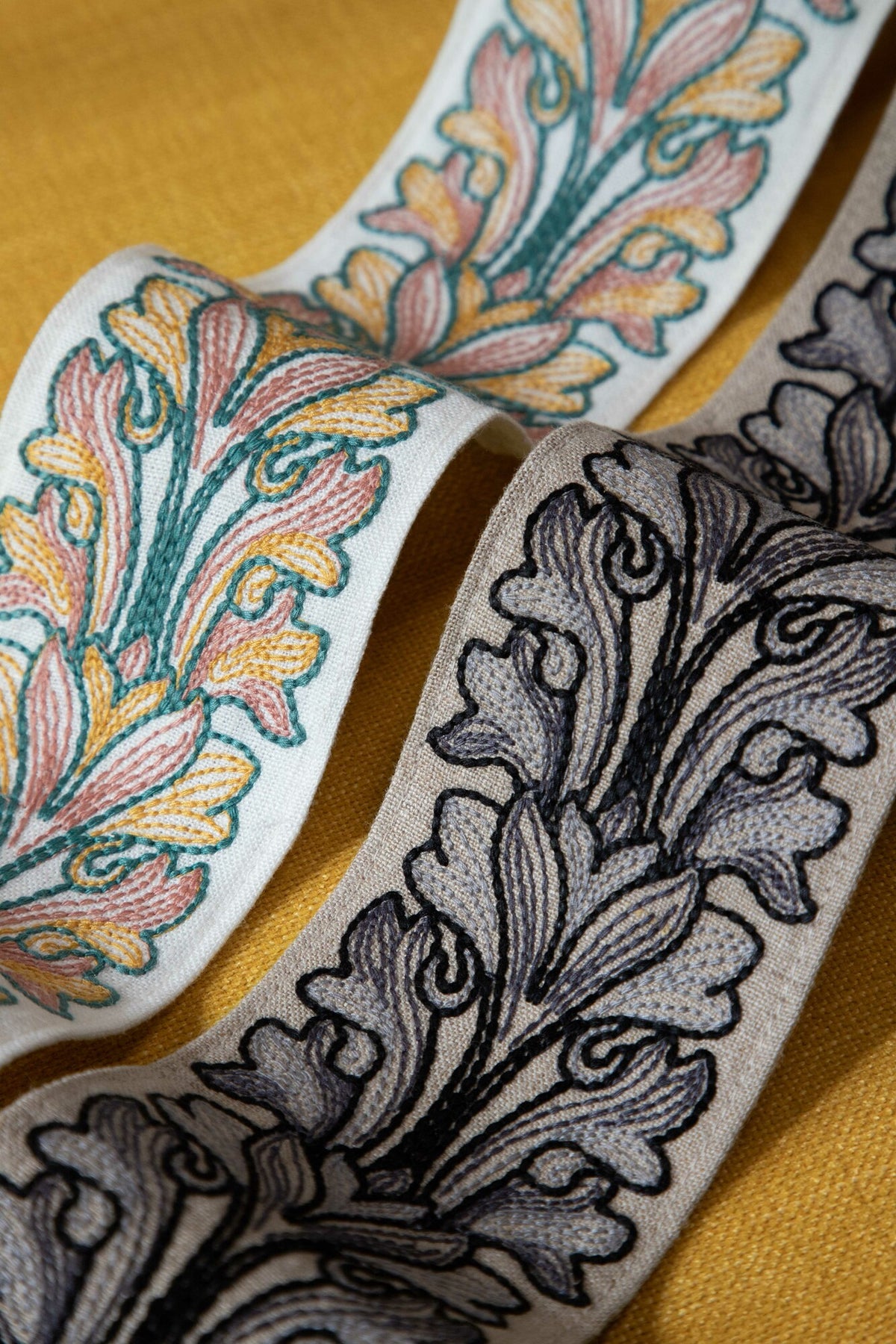 Samuel and Sons Fogli Embroidered Border — scenography