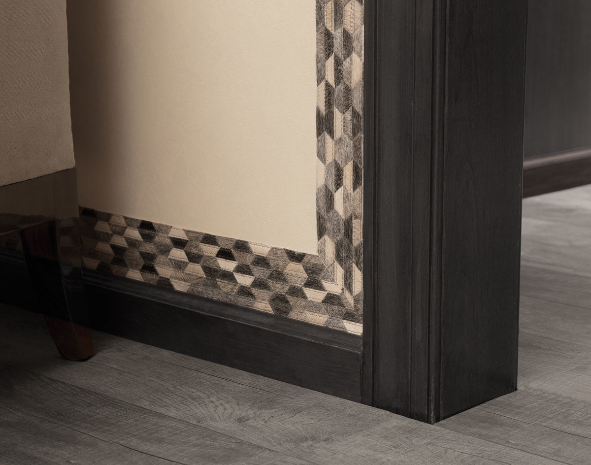 Samuel and Sons Hair-On-Hide Hexagon Border — scenography