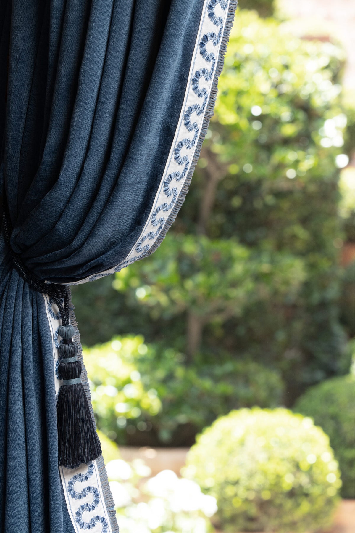 Samuel and Sons Ilana Loop Fringe — scenography