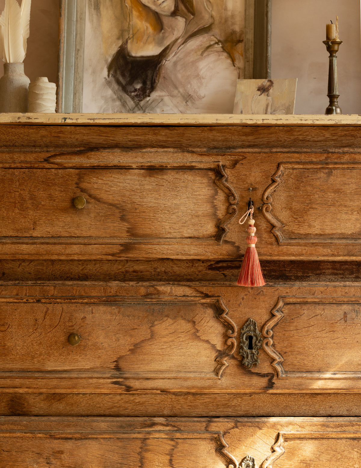 Samuel and Sons Ilana Key Tassel — scenography