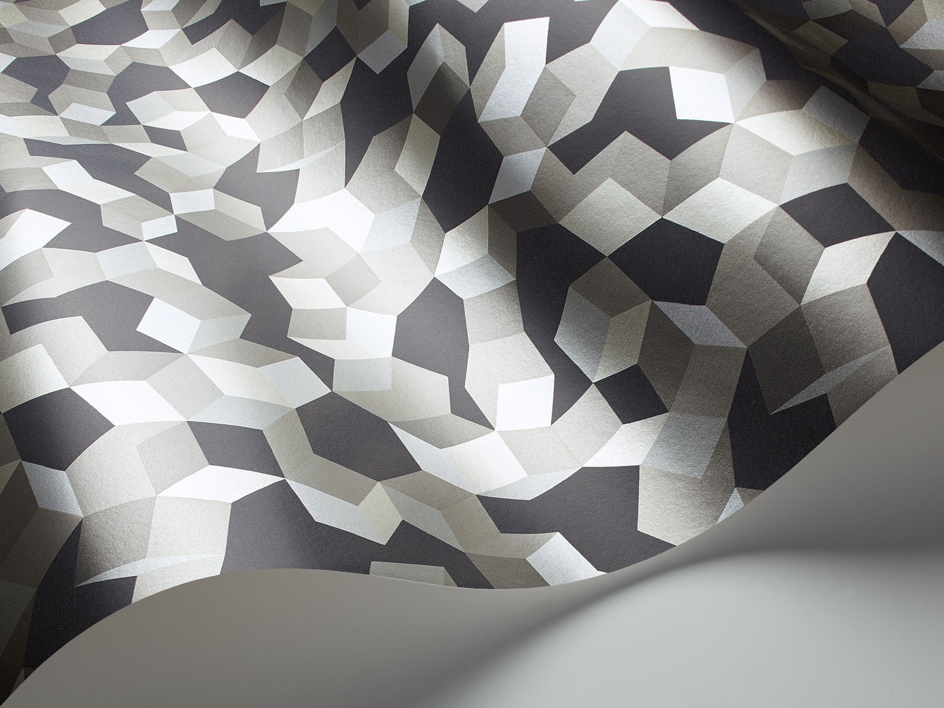 Cole & Son Ingot - interior