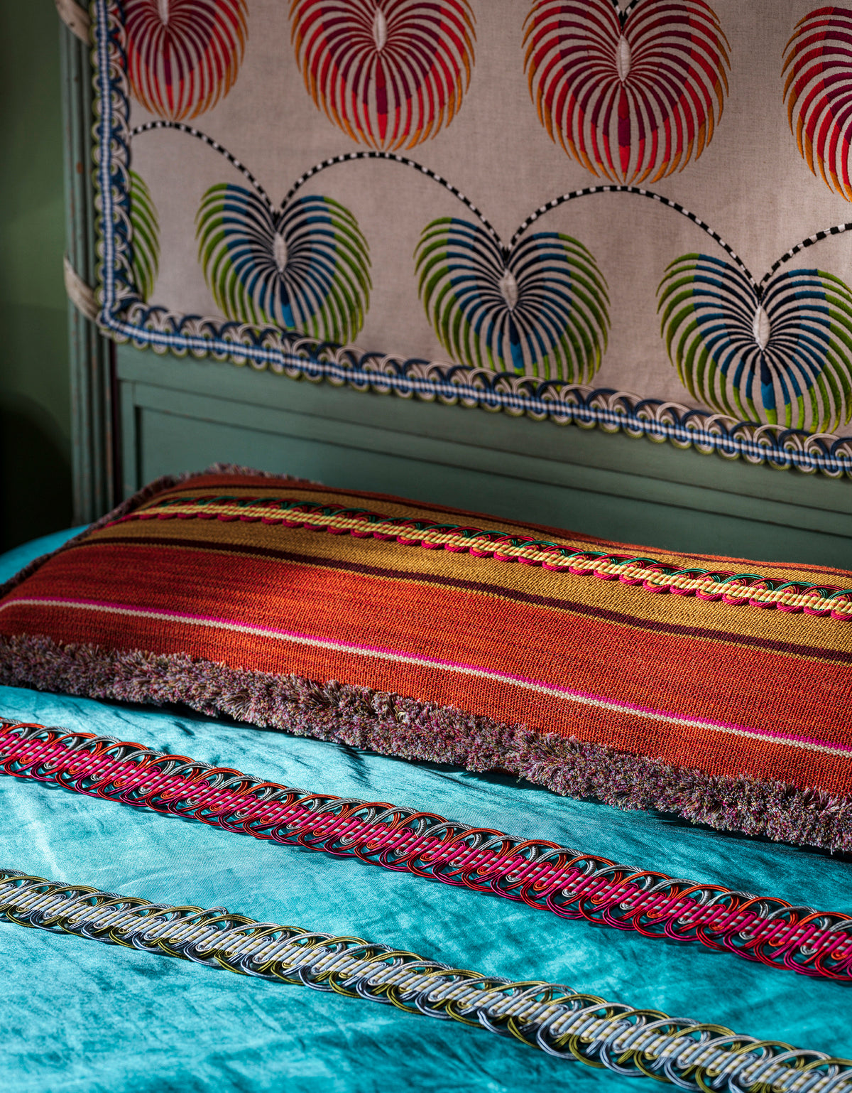 Samuel and Sons Kaleidoscope Brush Fringe — scenography
