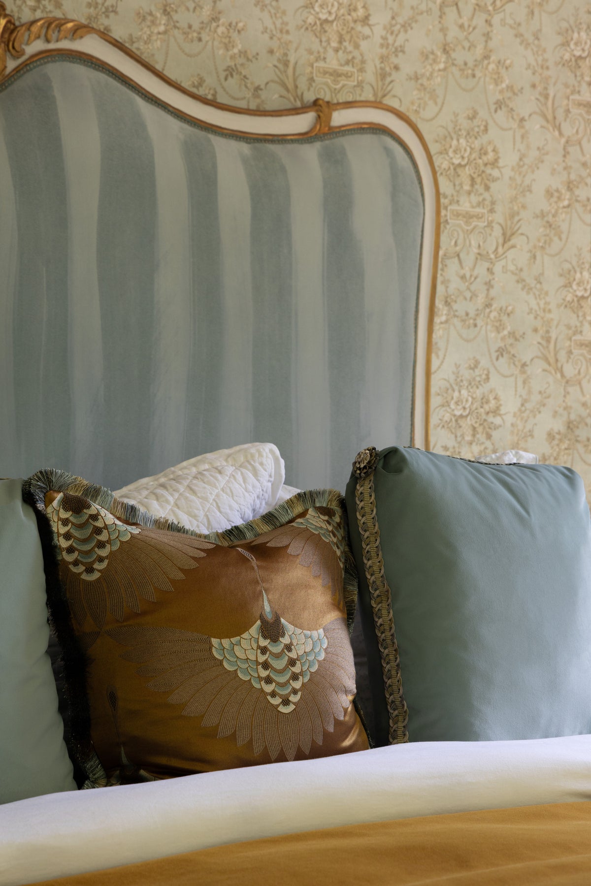 Samuel and Sons Katerina Crete — scenography