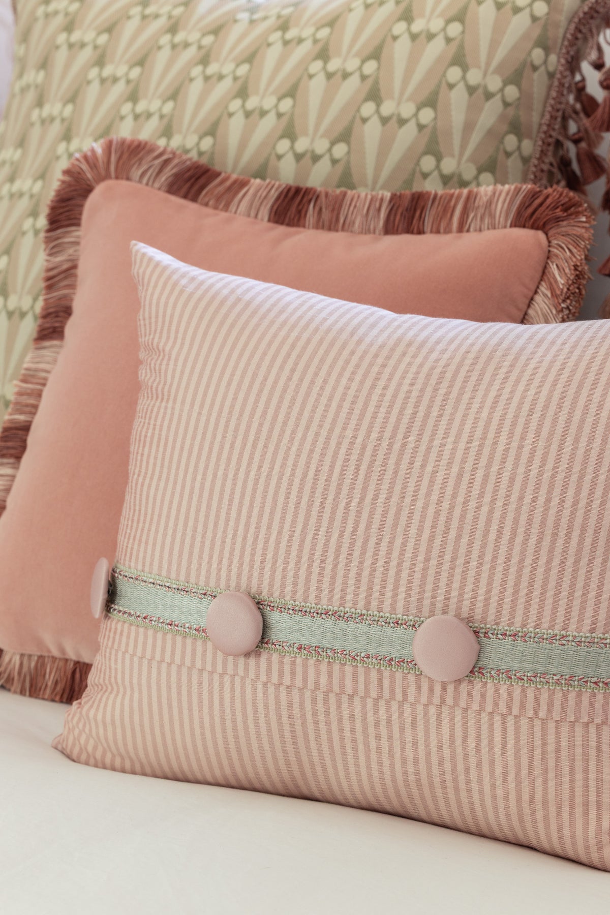 Samuel and Sons Katerina Blocked Brush Fringe — scenography