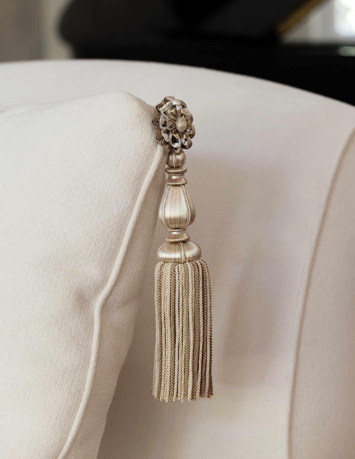 Samuel and Sons Katerina Key Tassel — scenography