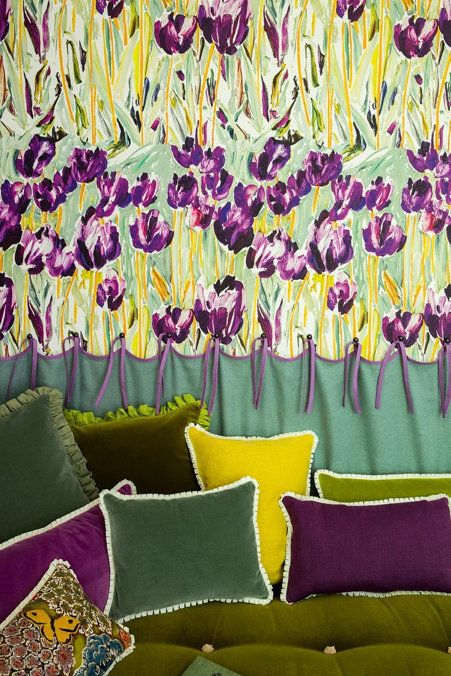Pierre Frey Black Tulips — scenography