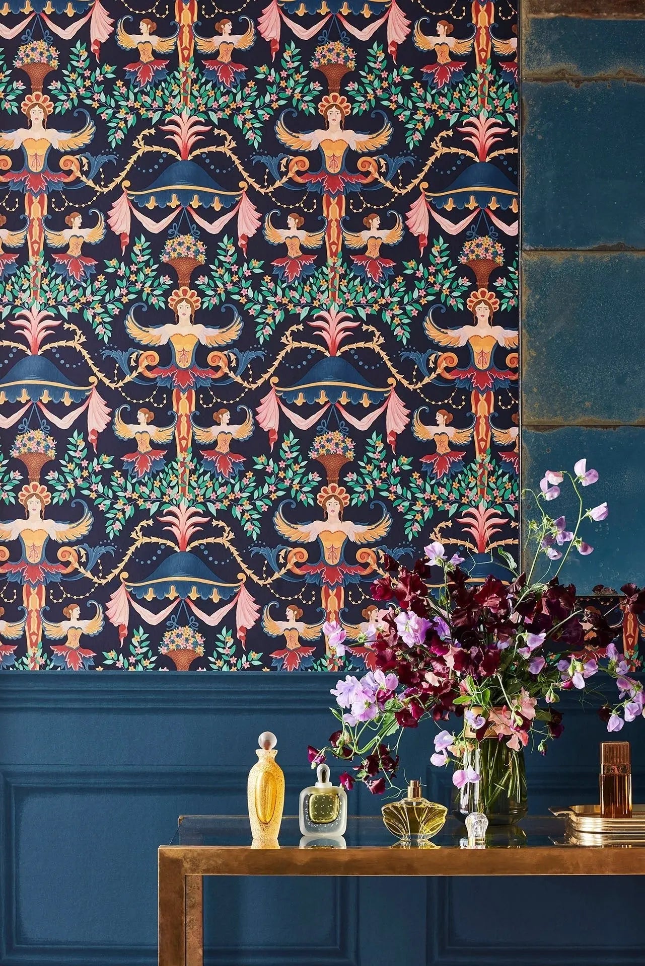 Cole & Son Library Frieze - interior