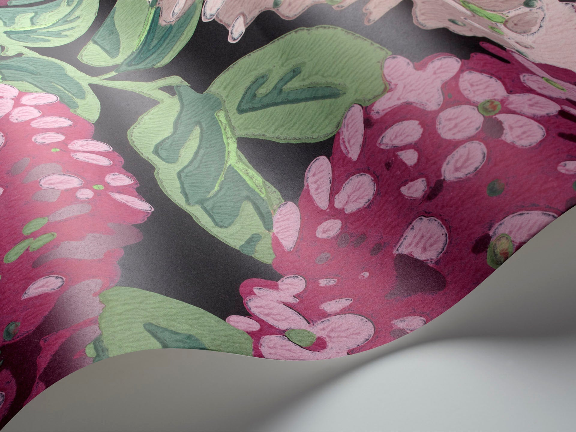 Cole & Son Lilac Grandiflora (2 roll set) - interior
