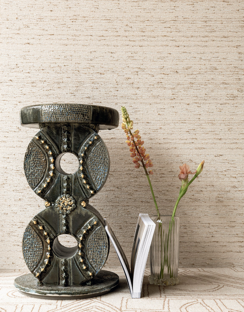 Pierre Frey Albane wallpaper, room setting 1