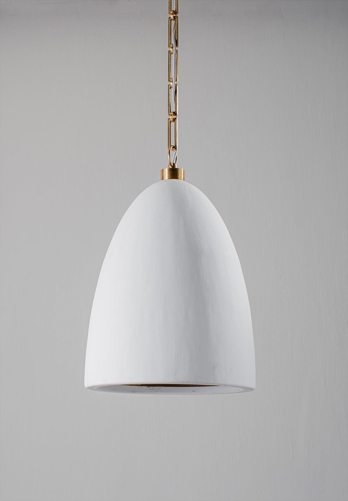 Moody Pendant - Plaster White with Cream Etched Gold