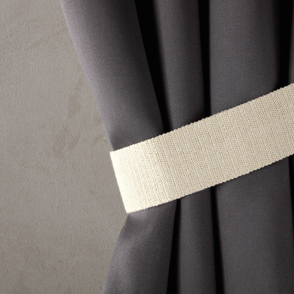 Mark Alexander Liason Embrace Jasper White fabric
