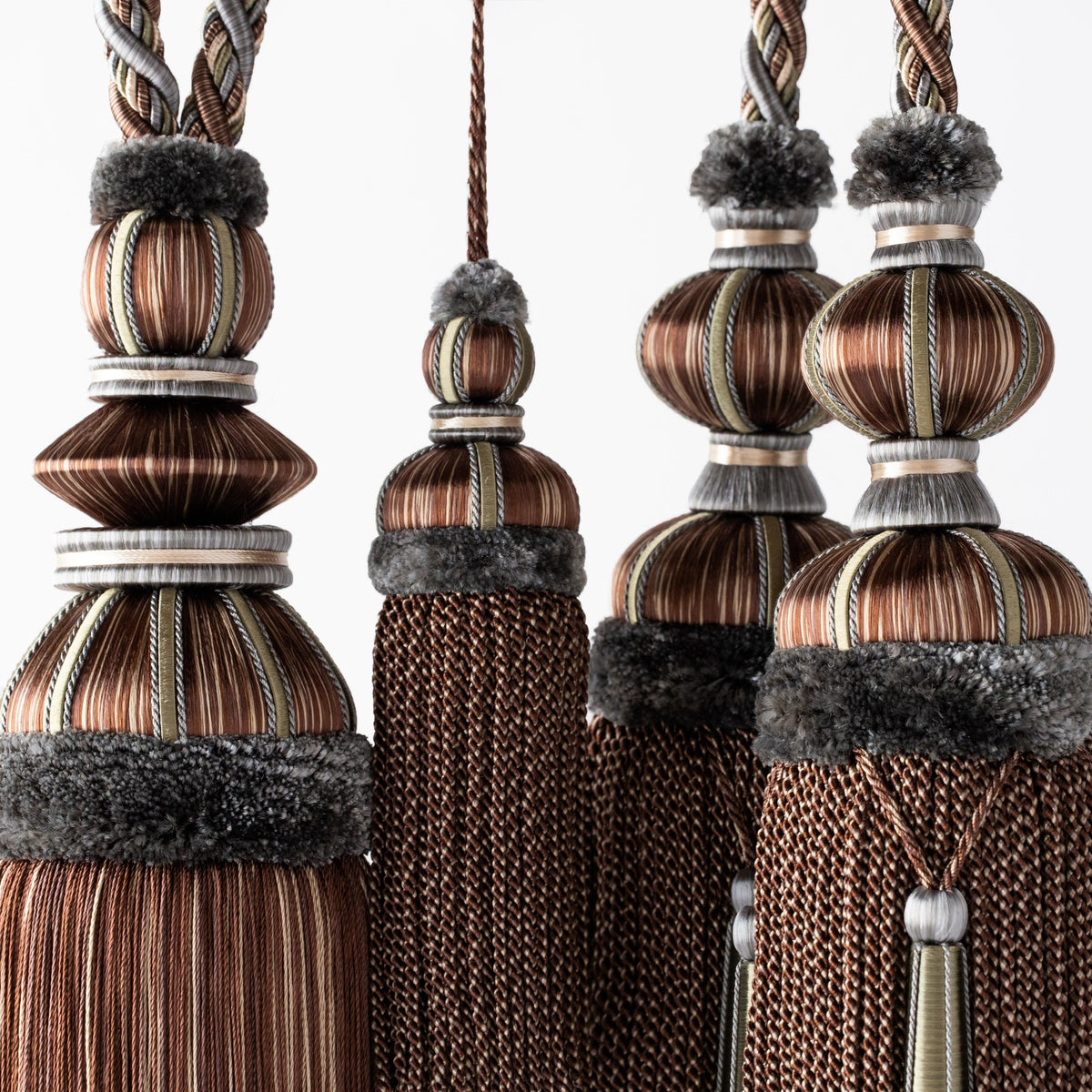 Samuel and Sons Margaux Key Tassel — scenography