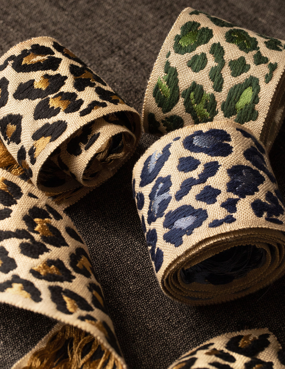 Samuel and Sons Menagerie Border — scenography