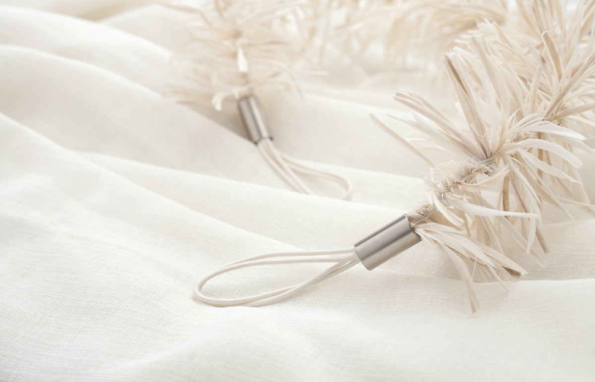 Samuel and Sons Celestial Feather Holdback — scenography