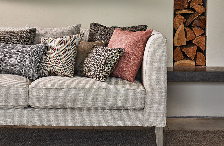 Threads | Nala - interior