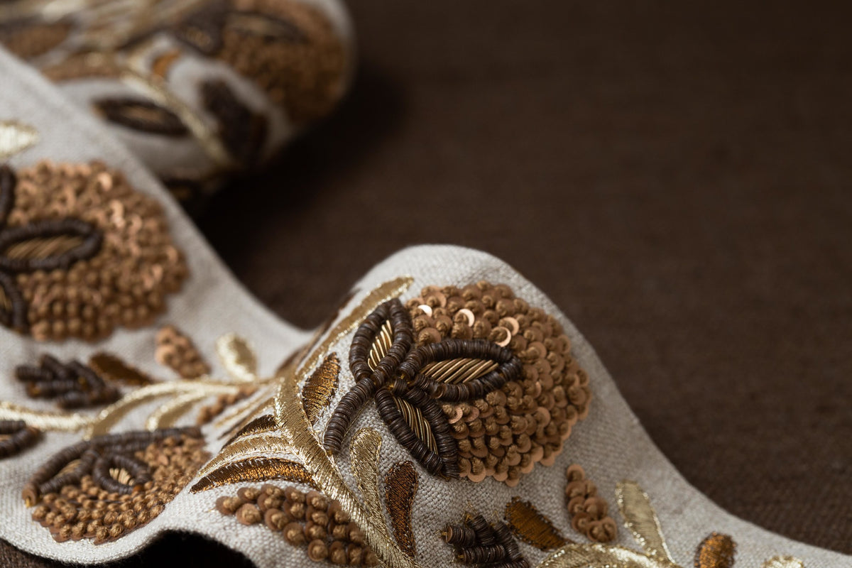 Samuel and Sons Solstice Embroidered Border — scenography