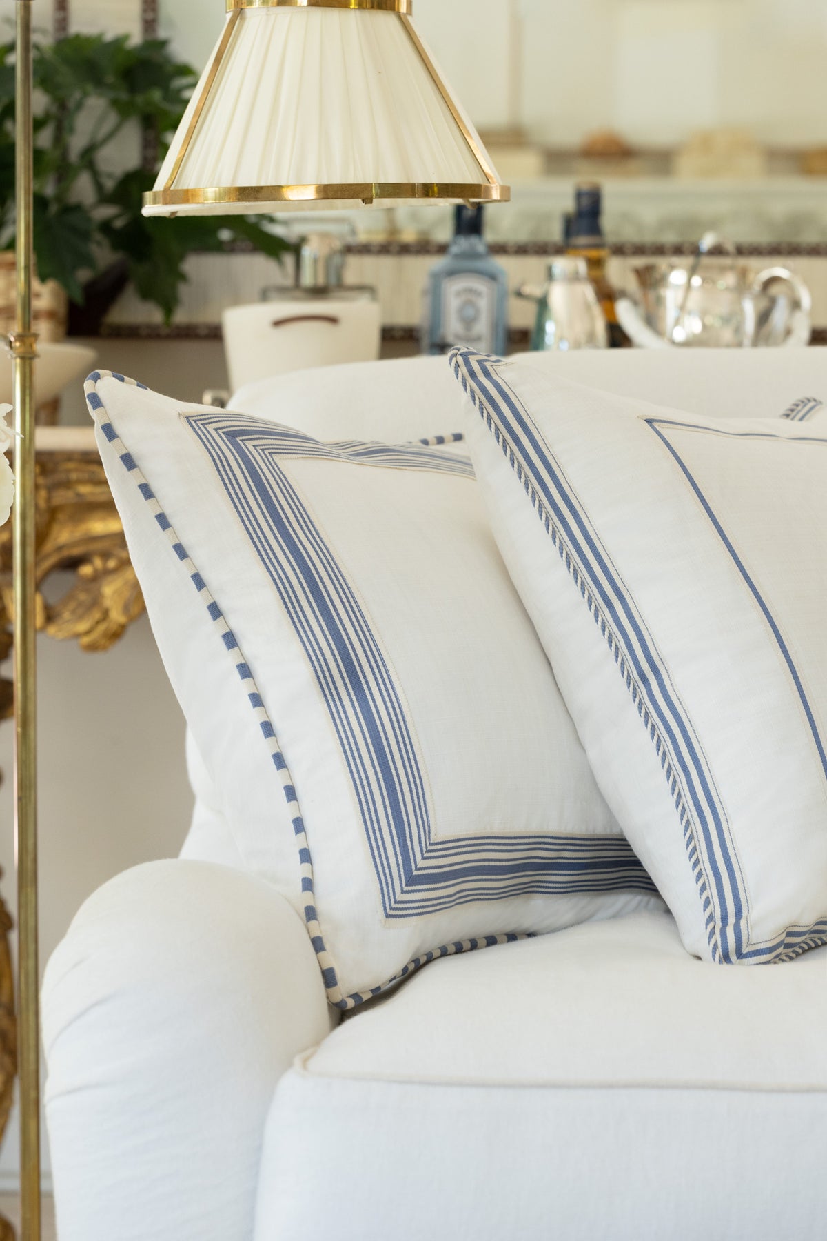 Samuel and Sons MDS Stripe Piping — scenography