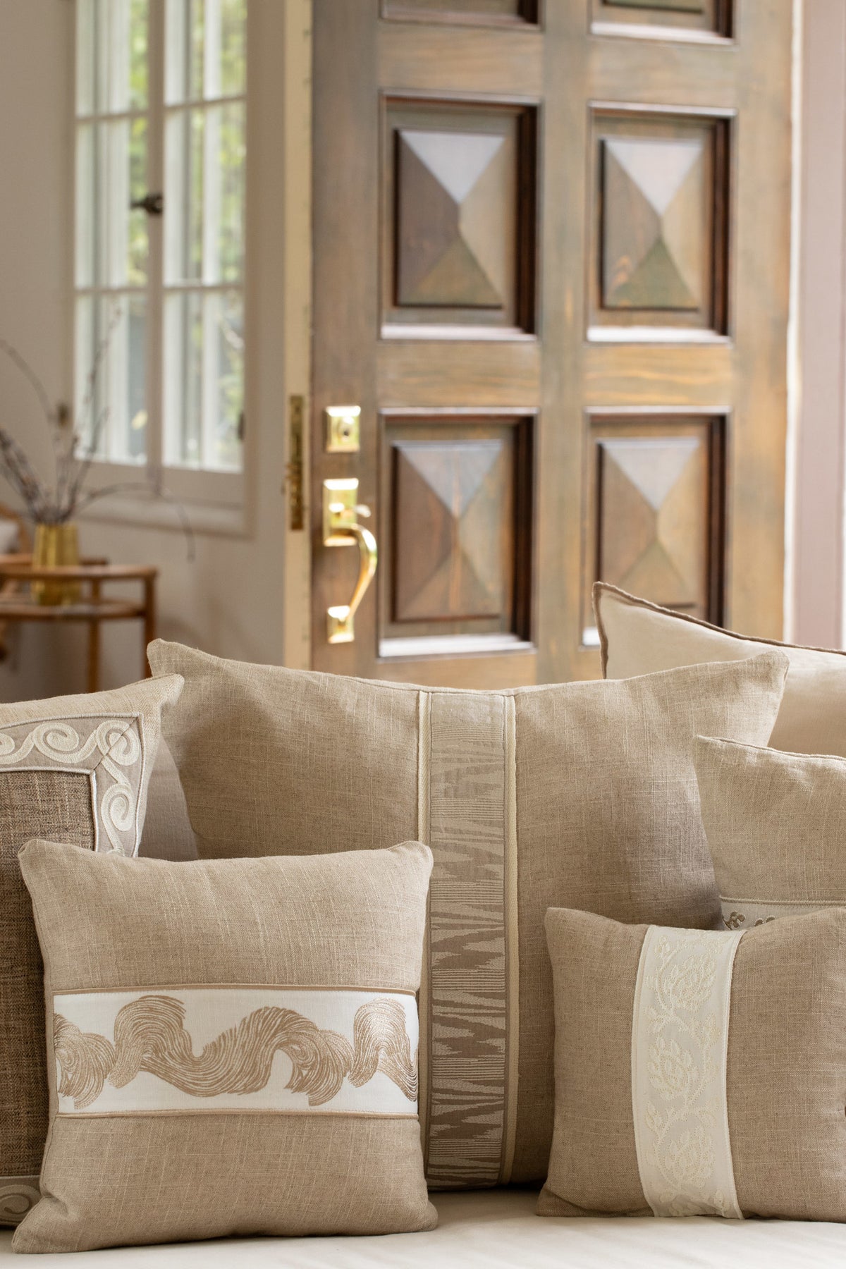 Samuel and Sons Mare Embroidered Border — scenography
