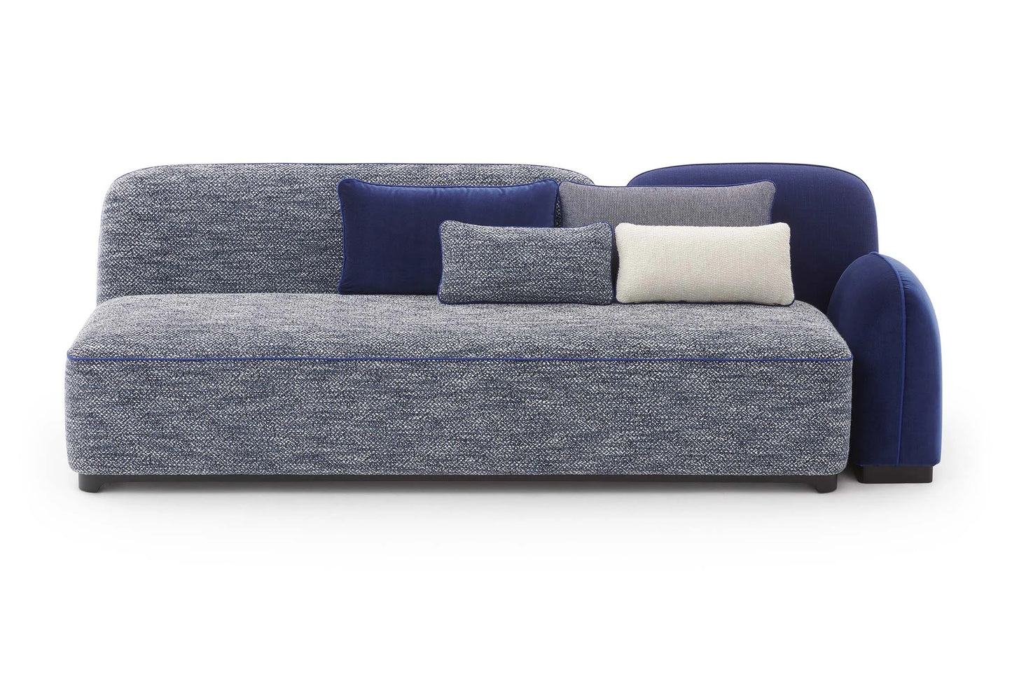 Pierre Frey Dolmen - Lacquered beech frame; Piping - Simple seams - Stretched fabric