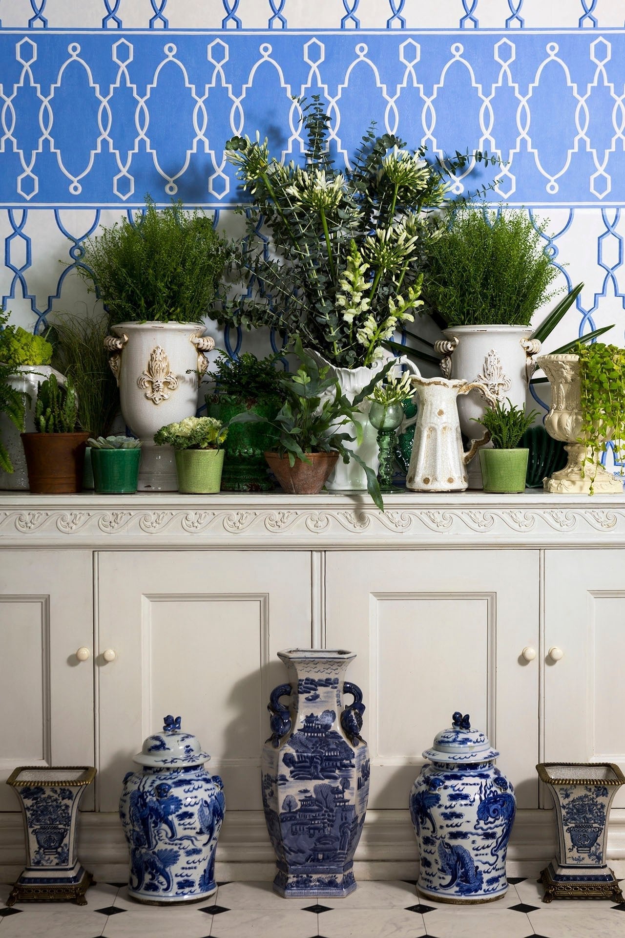 Cole & Son Parterre Border - interior