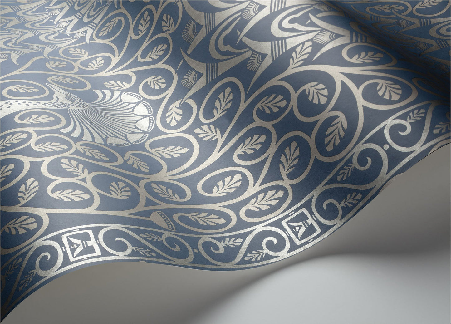 Cole & Son Pavo Parade - interior