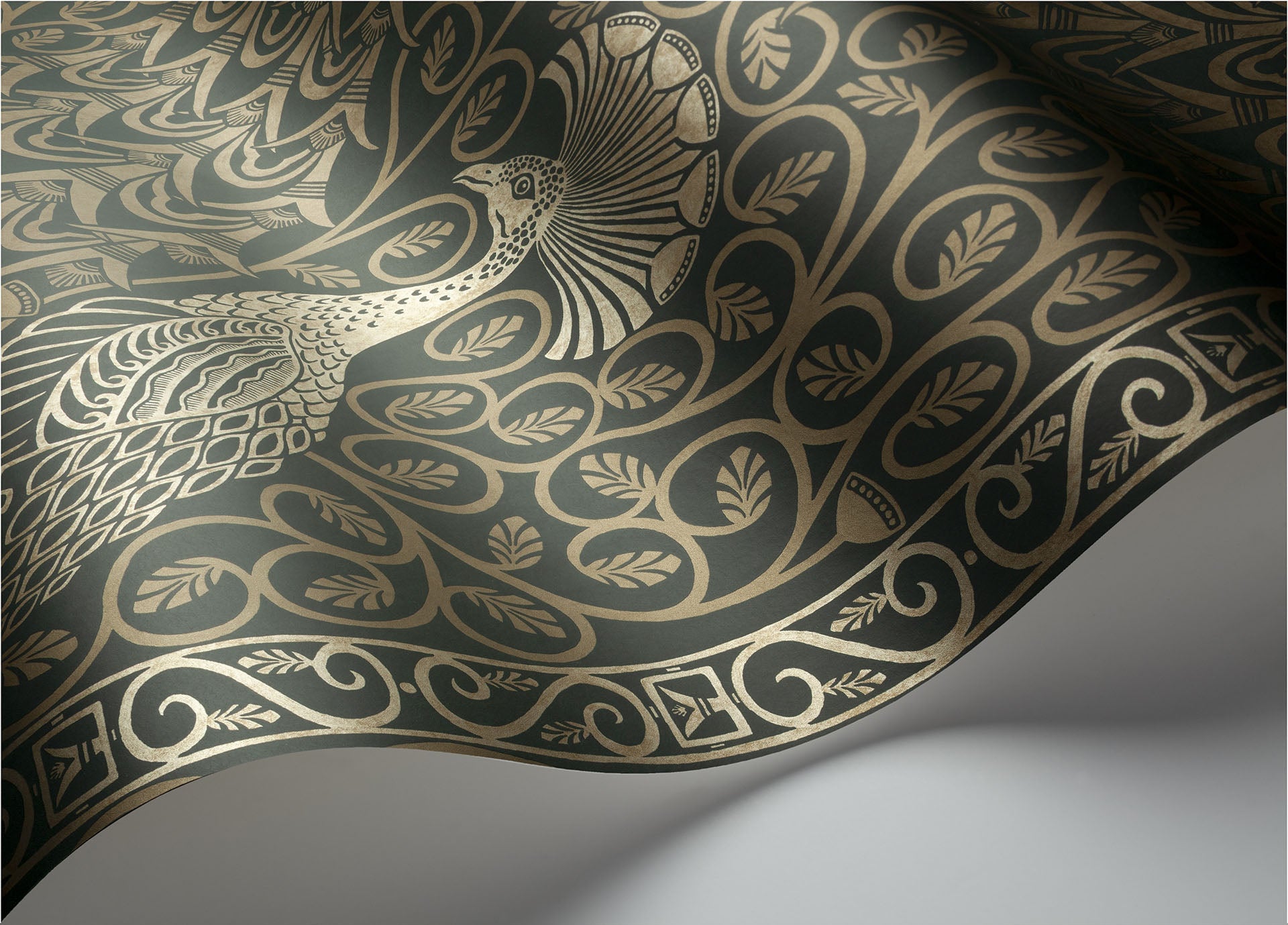 Cole & Son Pavo Parade - interior