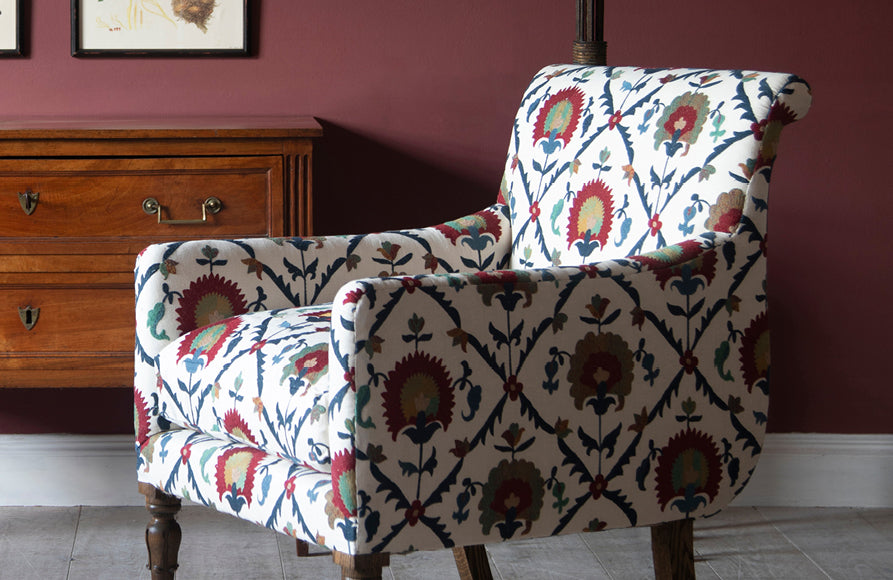 GP & J Baker | Arabesque - room setting