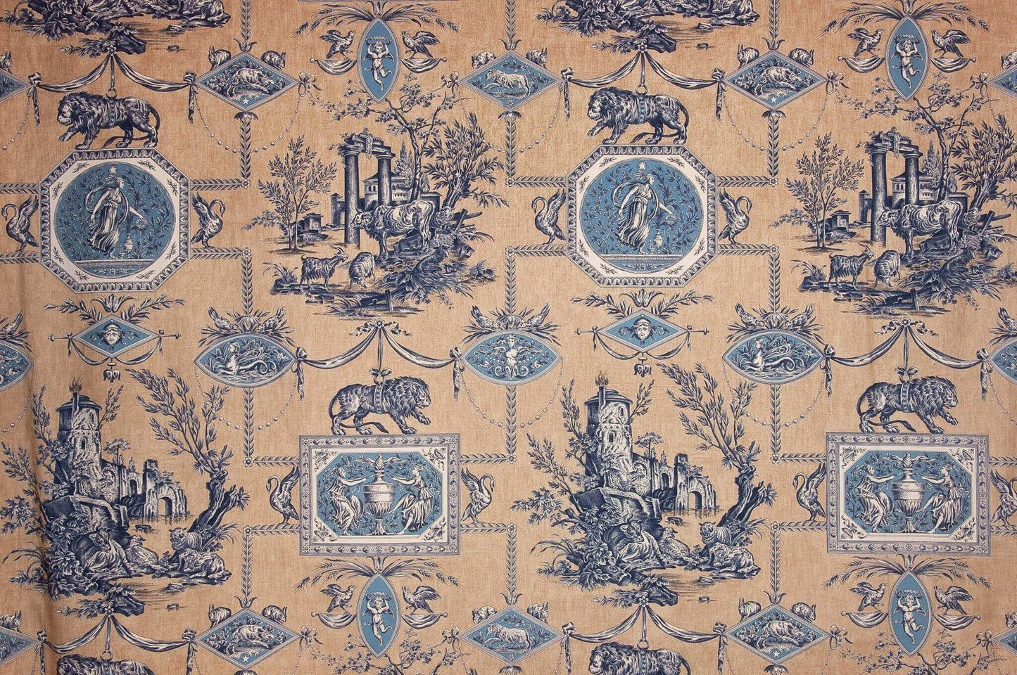 Pierre Frey Les muses et le lion - Sable Bleu