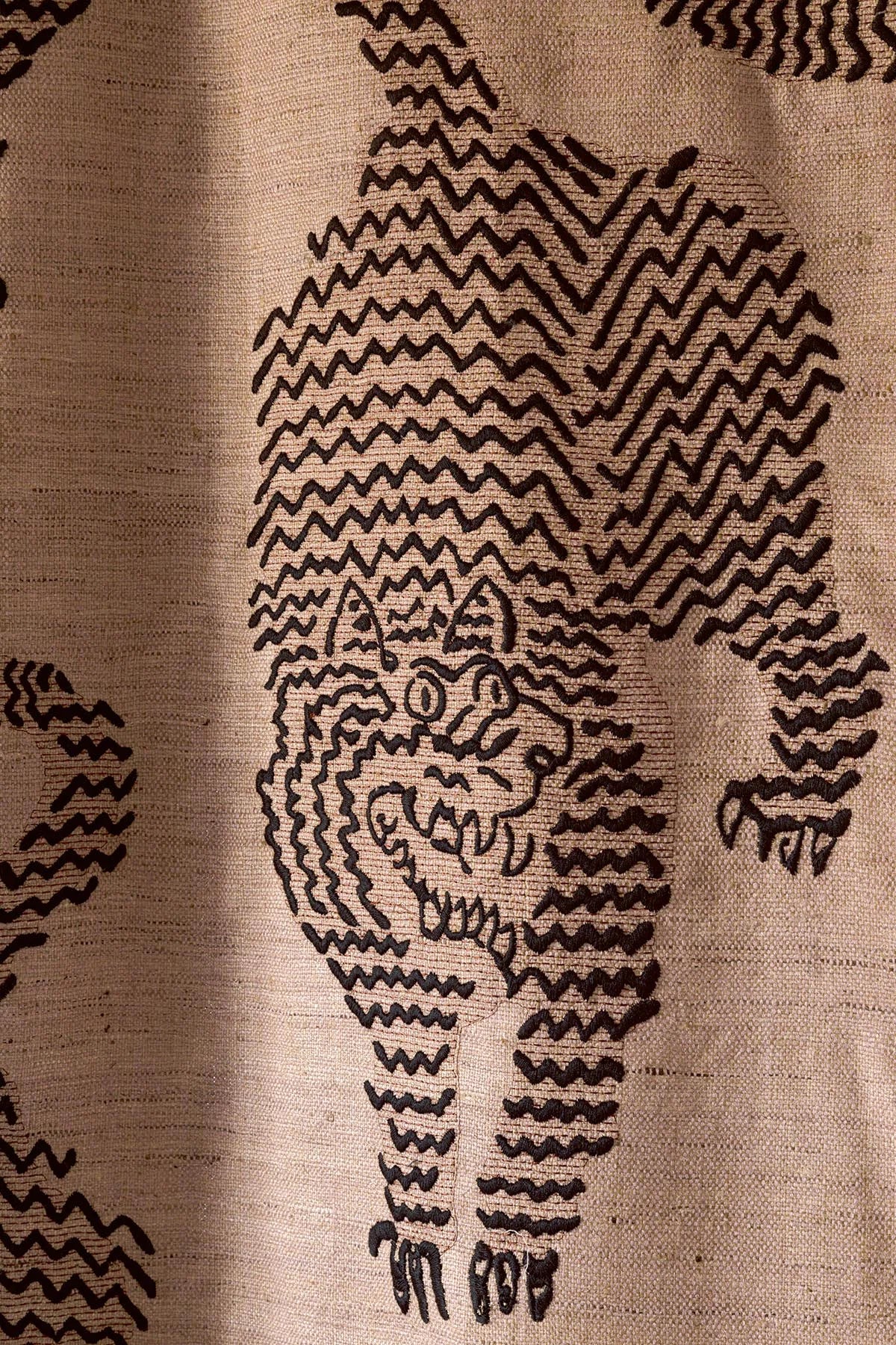 Pierre Frey Royal Tiger — scenography