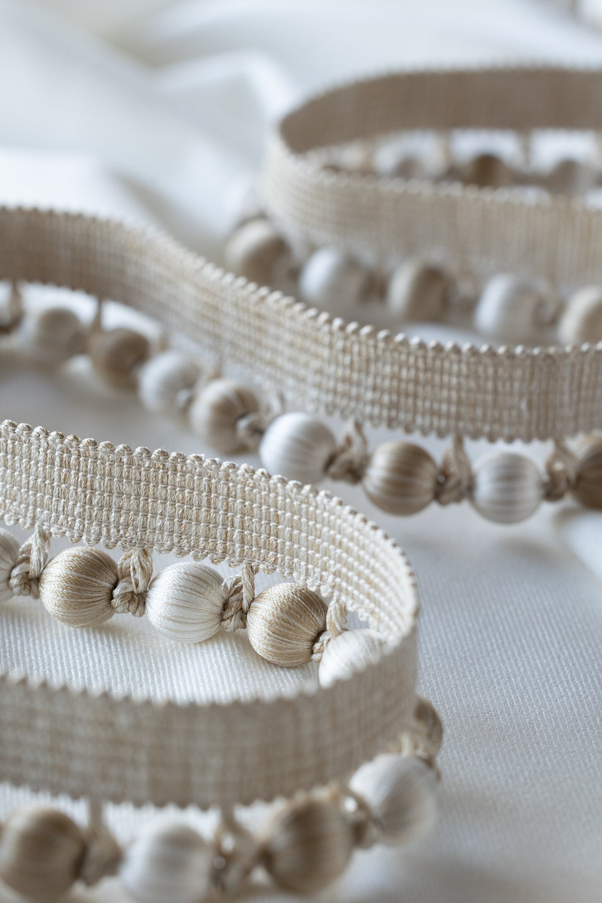 Samuel and Sons Romaunt Beaded Cord — scenography