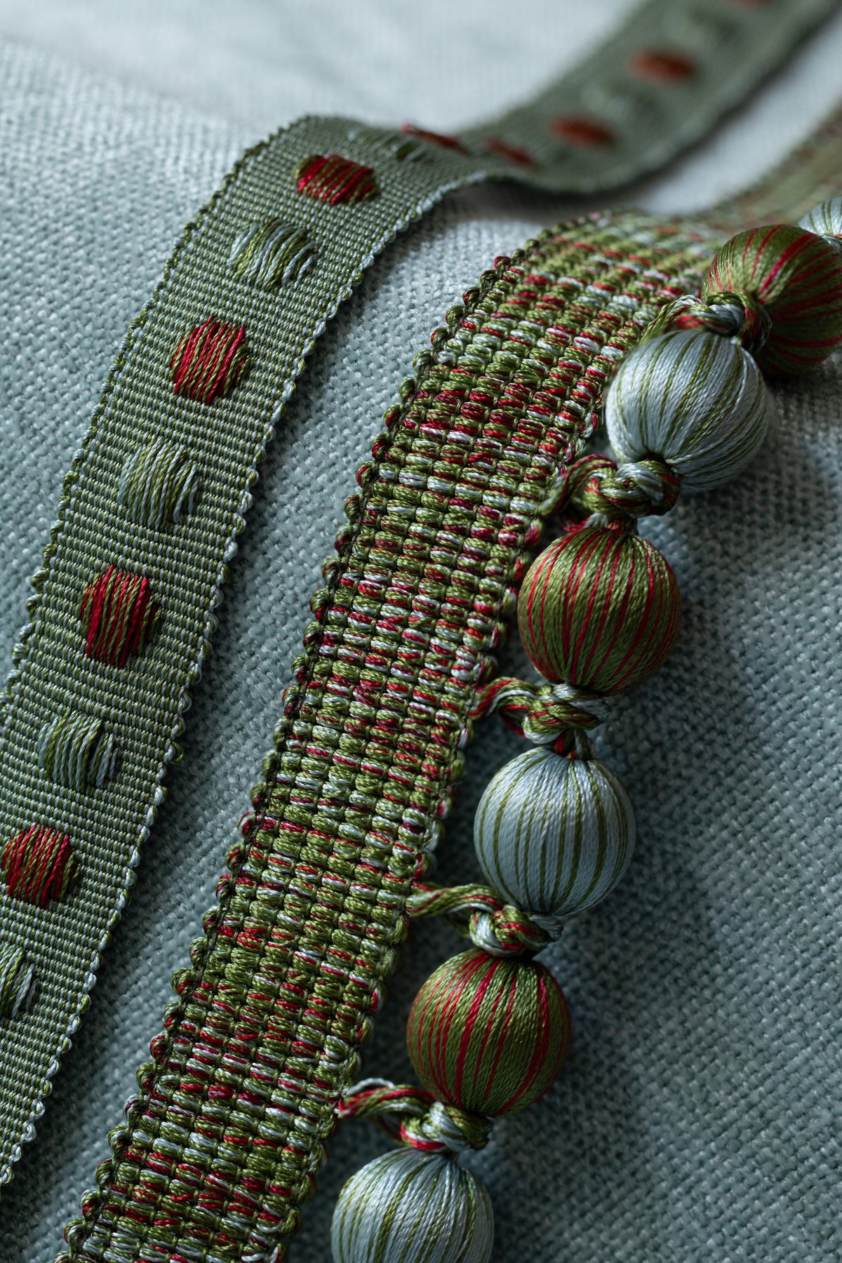 Samuel and Sons Romaunt Beaded Cord — scenography