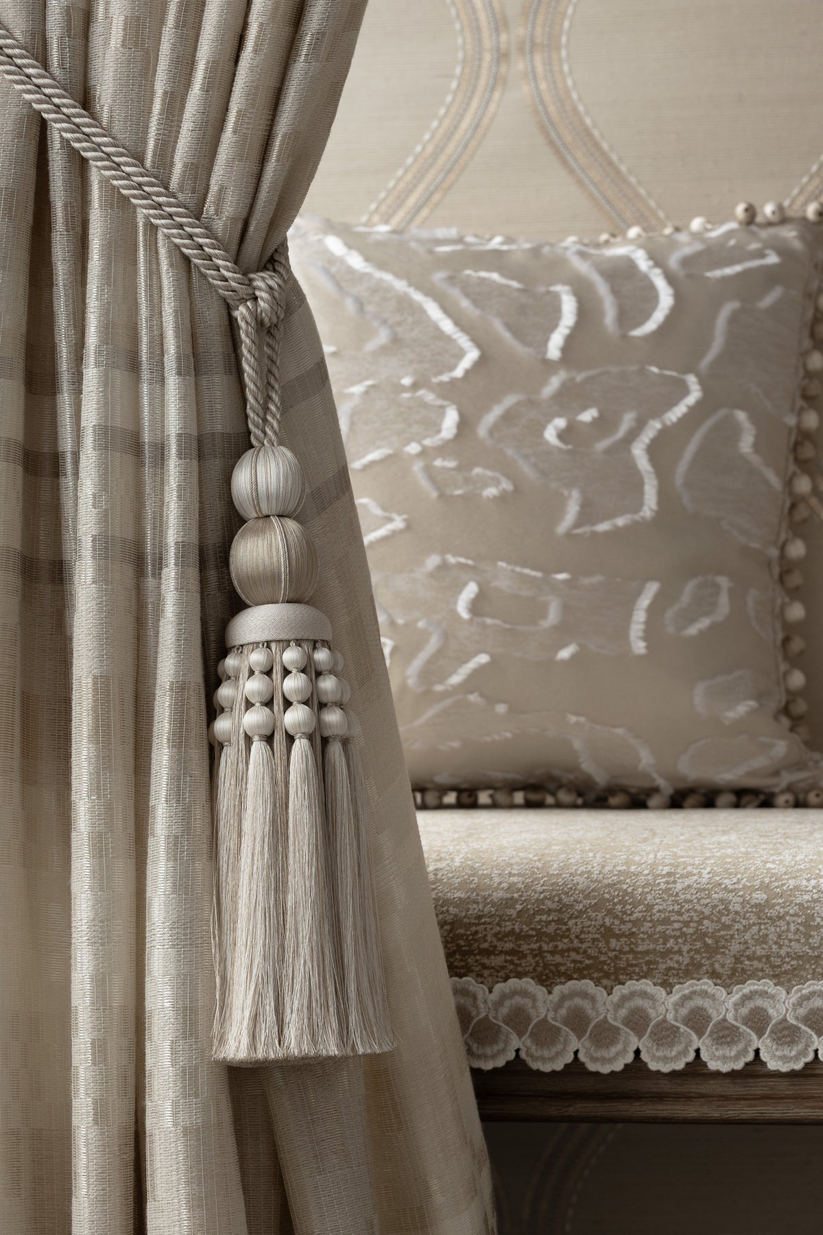 Samuel and Sons Romaunt Beaded Fringe — scenography
