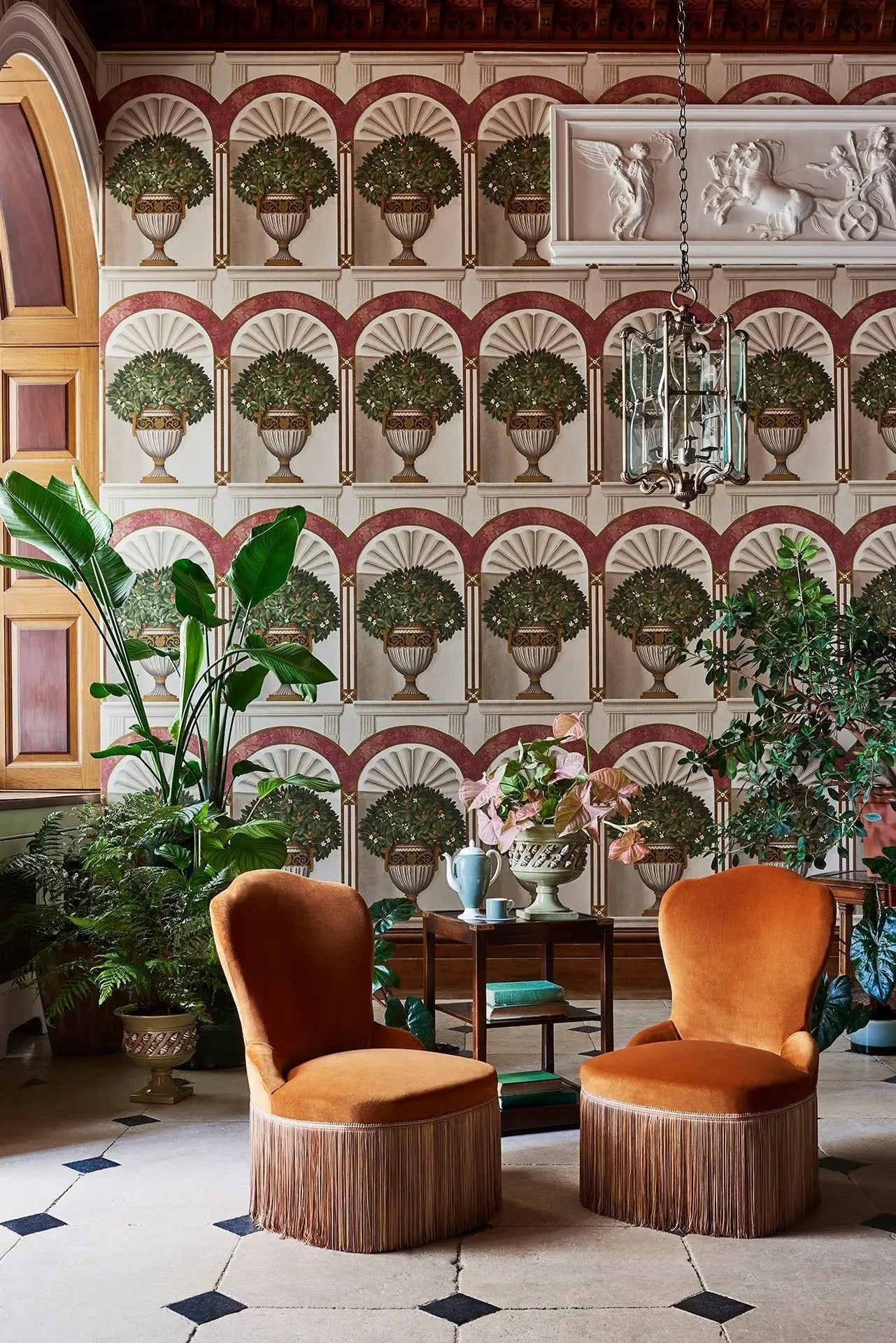 Cole & Son Royal Jardiniere - interior