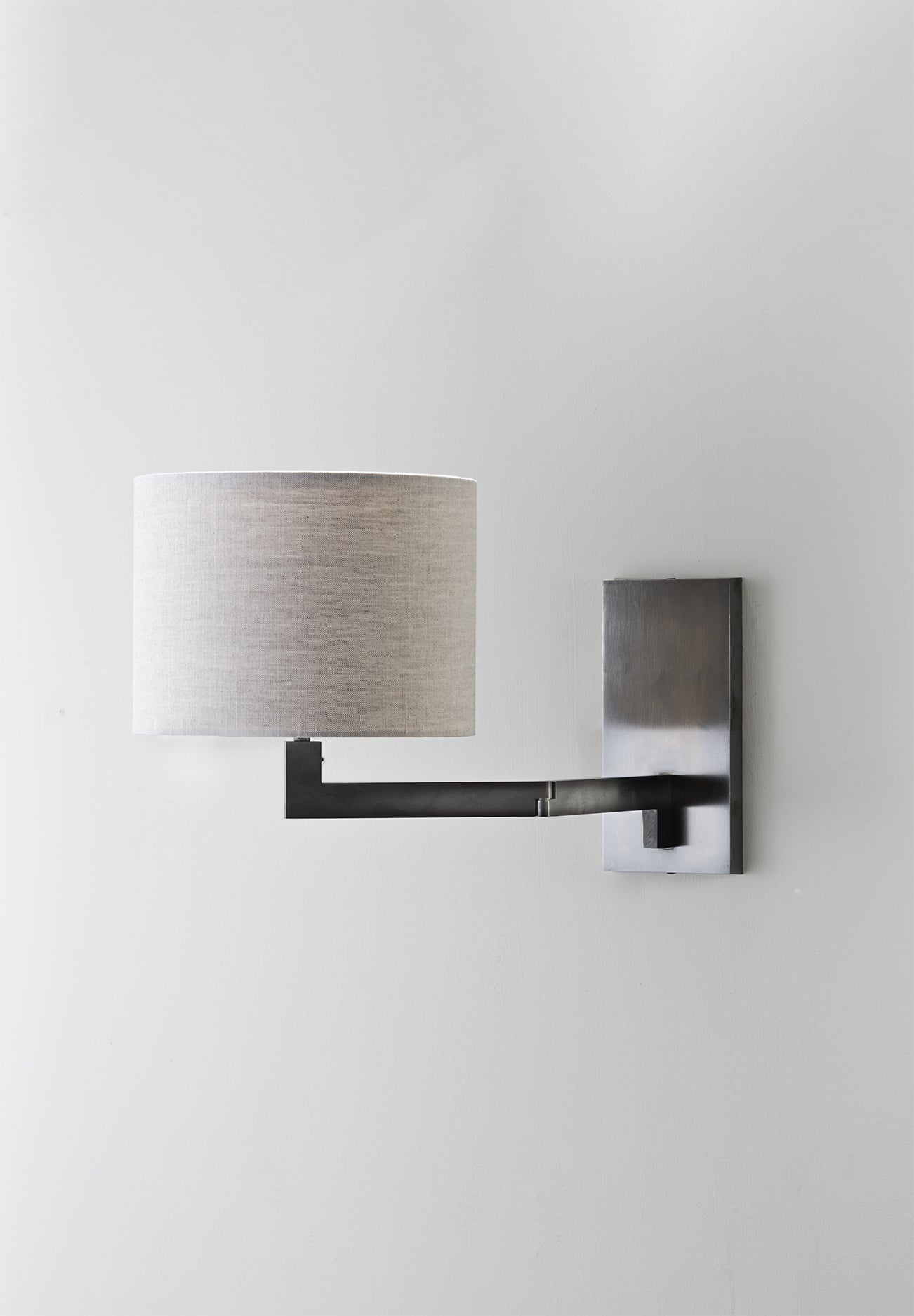 Bentley Wall Light - Gunmetal