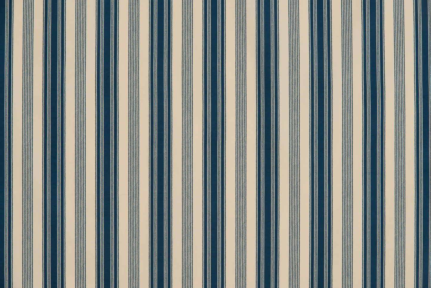 Pierre Frey Rayure malmaison - Bleu