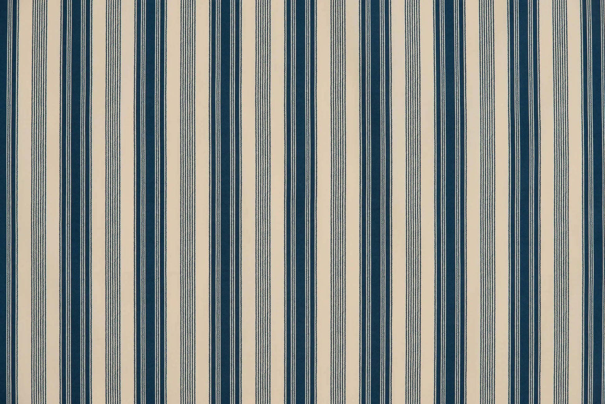 Pierre Frey Rayure malmaison - Bleu