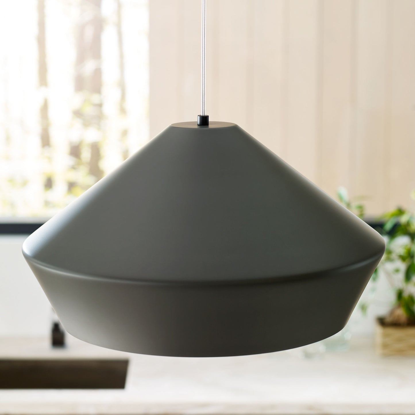 Visual Comfort | Sean Lavin | Kable Lite Brummel Pendant