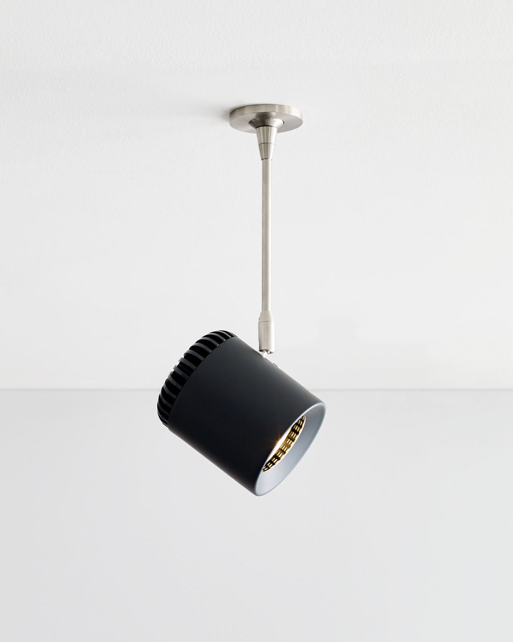 Visual Comfort | Sean Lavin | MonoRail Burk Head